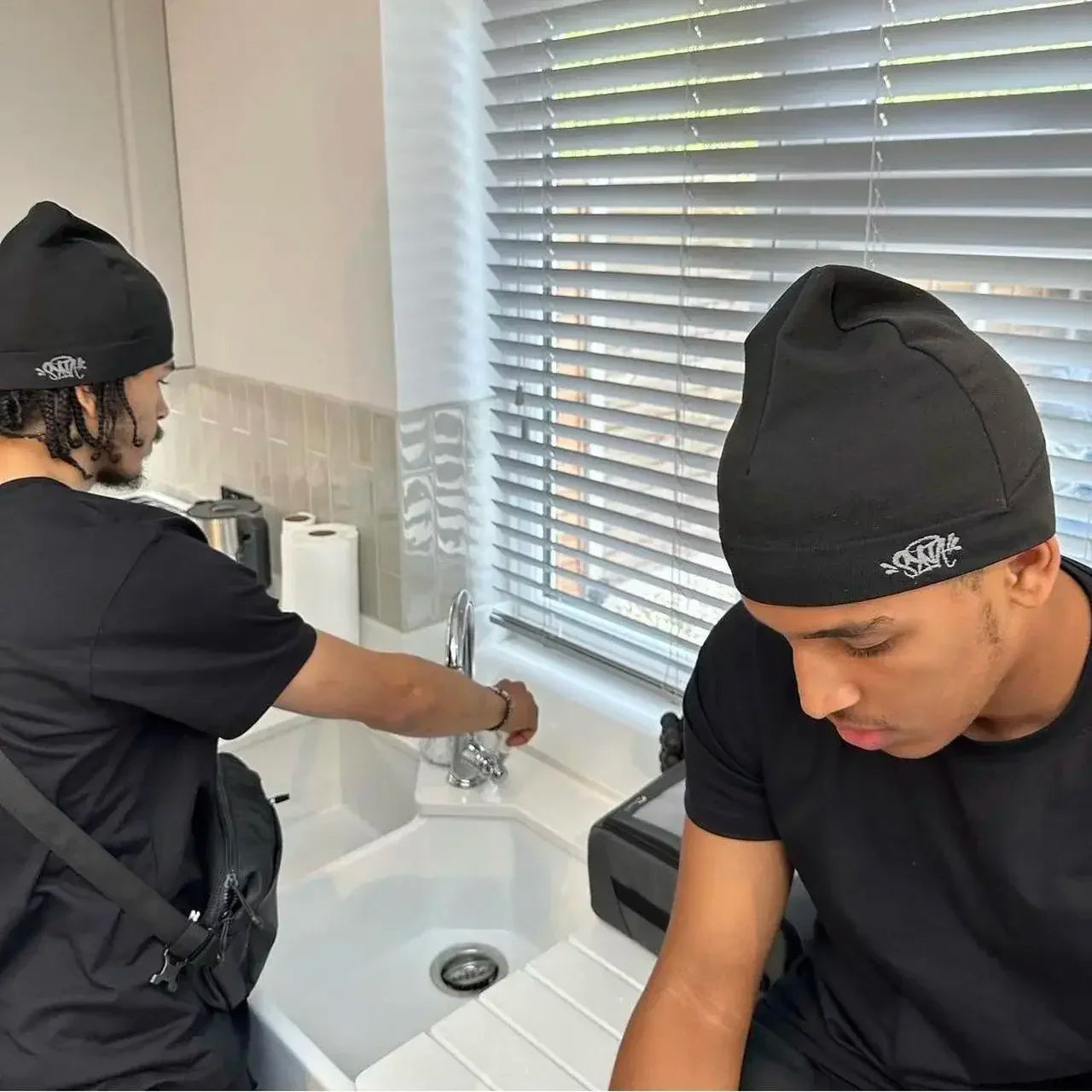 Syna Running Cap World Skull Beanies